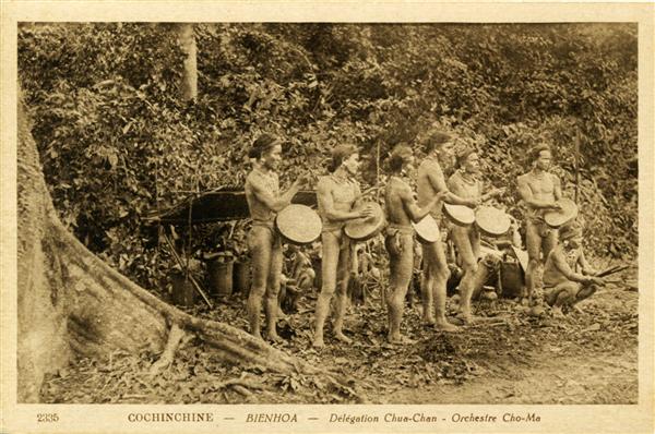 2335. COCHINCHINE - Délégation de Chua-Chan. Orchestre Tho