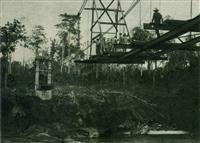 Le pont de 80 mètres de portée, en voie d'achèvement sur le cours de la Srépok.